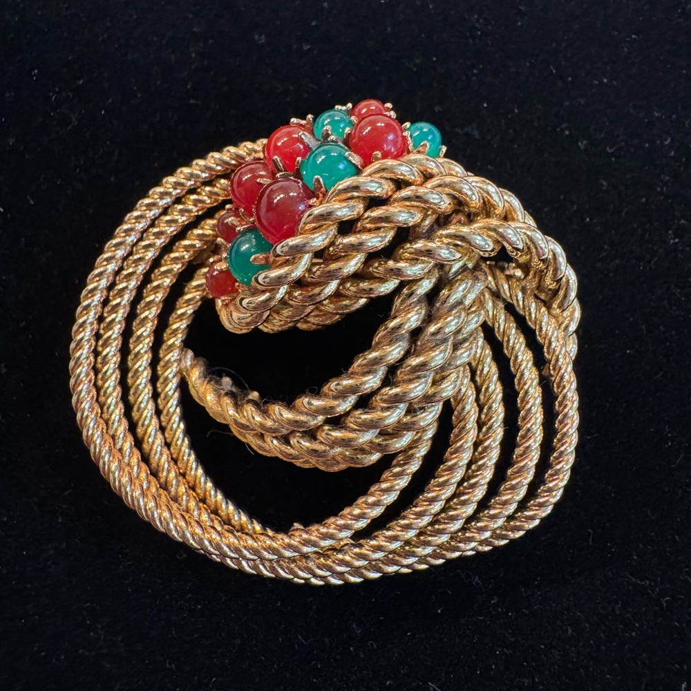 CHRISTIAN DIOR, GERMANY 1965. Brooch
